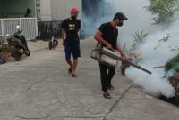 Kegiatan Fogging Nyamuk Rutin di Senopati RW 15